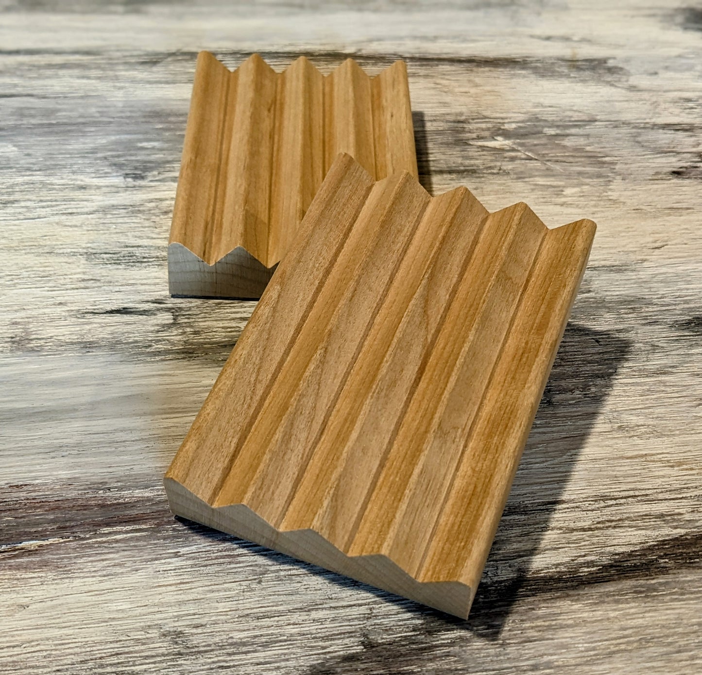 Wooden Soap Dish, Natural Red Alder Wood Soap Draining Dish